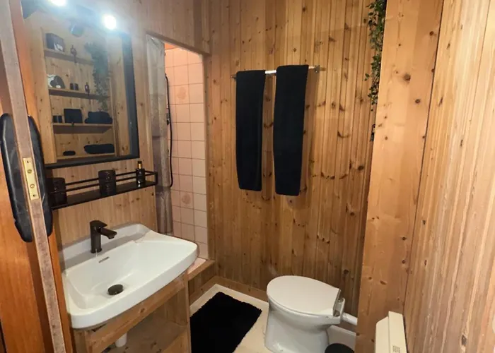 Lenas Stueberl - Schlichte, Rustikale Ferienwohnung Lejlighed *