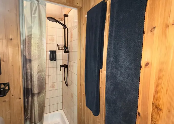 Lenas Stueberl, Rustikal Und Modern In